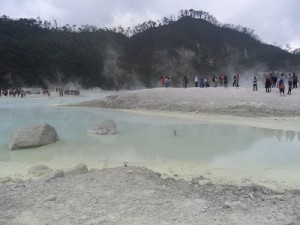 kawah putih1