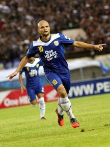 Persib Bandung vs Persita