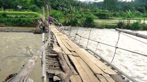 230314Jembatan_Gantung