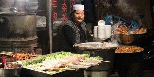 0431417fira-Pasar-malam-Xian-berada-dikawasan-muslim-yang-kebanyakan-berasal-dari-suku-Hui