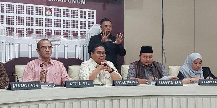 Ketua Bawaslu Desak Komisioner KPU Transparan, Khususnya Soal Sirekap