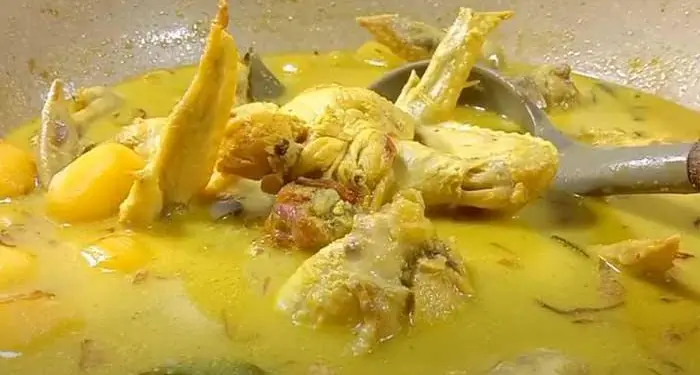 resep opor ayam bumbu kuning untuk lebaran iedul fitri