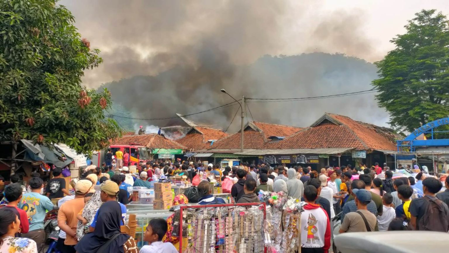 Pasar ciampea kebakar terbakar pasar baru