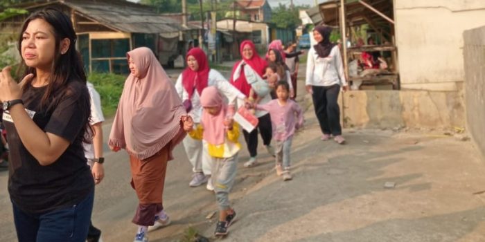 jalan sehat di acara menyambut hut ri ke 79 di perumahan griya salak endah 2